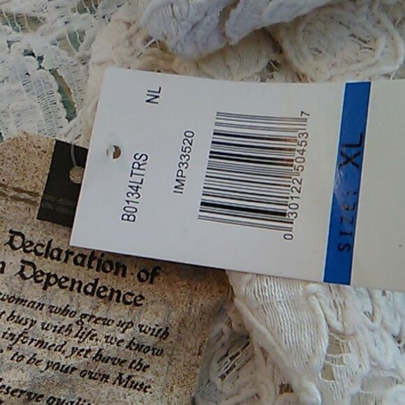 NWT Democracy Lace Top - Picture 8 of 12